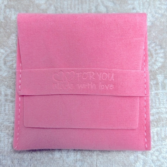 Brand New Eye Candy Set of 2 Gold Tone Adjustable Bracelets Hearts Clovers - Picture 11 of 13